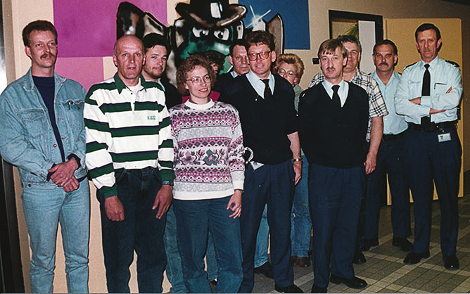 groepsfoto arrestantenbewaarders